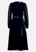 Cocktailkleid mit Gürtel / Vorderseite