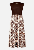 Casual-Kleid mit Eingrifftaschen / Vorderseite