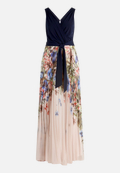 Abendkleid mit Plissee / Vorderseite