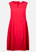 Sommerkleid tailliert / Vorderseite