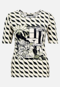 Basic Shirt mit Print / Vorderseite