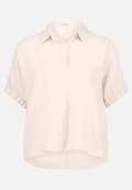 Blusenshirt mit Kragen / Vorderseite