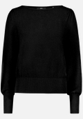 Feinstrickpullover  mit U-Boot Ausschnitt  / Vorderseite
