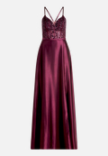 Abendkleid mit Stickerei / Vorderseite