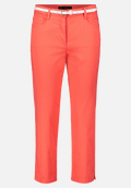 Sommerhose mit Gürtel / Vorderseite