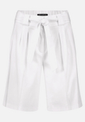 Shorts mit Bundfalten / Vorderseite