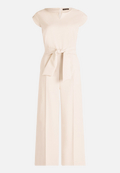 Eleganter Jumpsuit mit Bindegürtel / Vorderseite