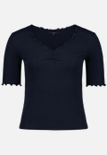 T-Shirt mit gerafftem Ausschnitt / Vorderseite
