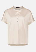 Blusenshirt  mit Knöpfen / Vorderseite