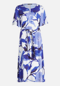 Sommerkleid mit Rundhalsausschnitt / Vorderseite