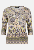 Ringelshirt mit U-Boot-Ausschnitt / Vorderseite
