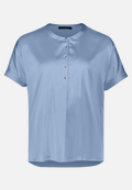 Blusenshirt  mit Knöpfen / Vorderseite