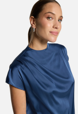 Satinbluse  kurzarm mit Stehkragen / Detailbild