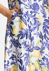 Sommerkleid mit überschnittenen Ärmeln / Detailbild