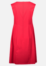 Sommerkleid tailliert / Rückseite