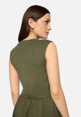 Casual-Kleid mit Eingrifftaschen / Detailbild