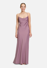 Abendkleid mit Wasserfallausschnitt / Modellfoto Vorderseite