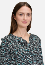 Casual-Shirt mit verdeckter Verschlussleiste / Detailbild