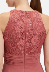 Abendkleid mit Spitze / Detailbild