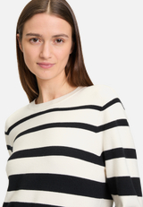 Strickpullover mit Streifen / Detailbild
