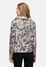 Sweatshirt mit Kragen / Modellfoto Rückseite