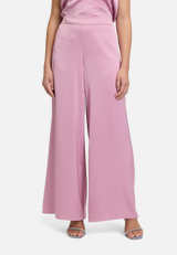 Modern fit Hose mit Taschen / Modellfoto Vorderseite