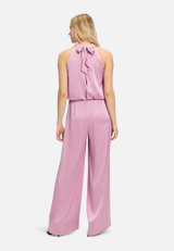 Jumpsuit mit Taschen / Modellfoto Rückseite