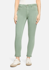 Slim Fit Jeans  mit Stretch-Anteil Style Sunny Short  / Modellfoto Vorderseite