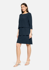 Stufenkleid mit 3/4 Arm / Modellfoto Vorderseite (Outfit)