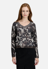 Grobstrick-Pullover mit Pailletten / Modellfoto Vorderseite
