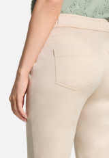 Casual-Hose mit elastischem Bund / Detailbild