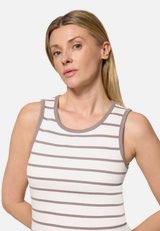 Basic-Top mit Rundhalsausschnitt / Detailbild