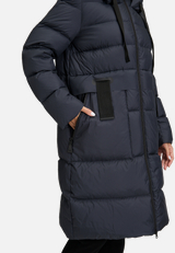 Daunen-Steppjacke mit Kapuze / Detailbild