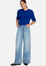 Basic-Strickpullover  kurzarm / Modellfoto Vorderseite (Outfit)