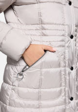 Outdoorjacke mit abnehmbarer Kapuze / Detailbild