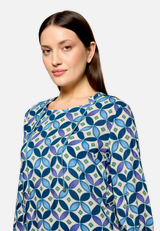 Blusenshirt mit Schnürung / Detailbild