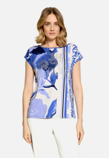 Casual-Shirt mit Aufdruck / Modellfoto Vorderseite