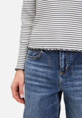 Langarm-Shirt mit Kragen / Detailbild