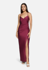 Abendkleid figurbetont / Modellfoto Vorderseite
