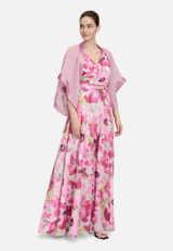 Chiffonstola mit 3/4 Arm / Modellfoto Vorderseite (Outfit)
