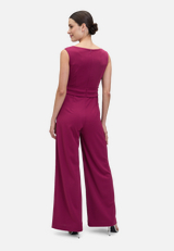 Jumpsuit mit weitem Bein / Modellfoto Rückseite