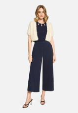 Sommer-Strickjacke mit Effektgarn / Modellfoto Vorderseite (Outfit)