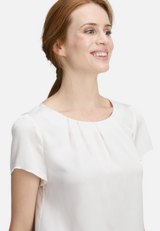 Satin-Bluse kurzarm / Detailbild
