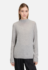 Kaschmir-Pullover mit Stehkragen / Modellfoto Vorderseite