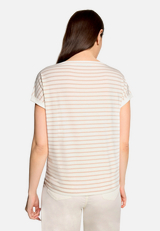 Halbarm-Shirt mit Gummizug / Modellfoto Rückseite