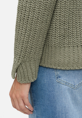 Strickpullover mit Stehkragen / Detailbild