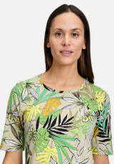 Basic Shirt mit Blumenprint / Detailbild