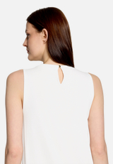 Blusenshirt mit Webbesatz / Detailbild