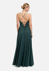 Abendkleid mit Wasserfallausschnitt / Modellfoto Rückseite
