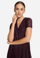 Cocktailkleid mit Plissee / Detailbild